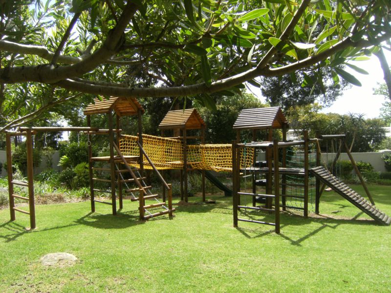 kids jungle gym